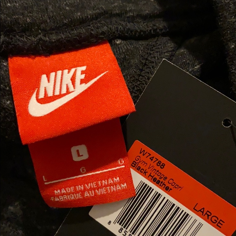 💥HP💥Nike Vintage Capri / Brand New With Tags ... - Picture 8 of 9